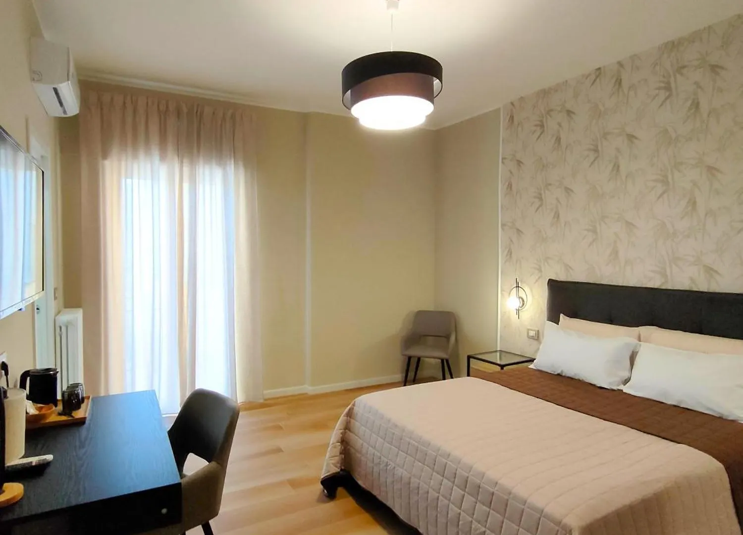 Agape Charme Rooms Bari Couette-café